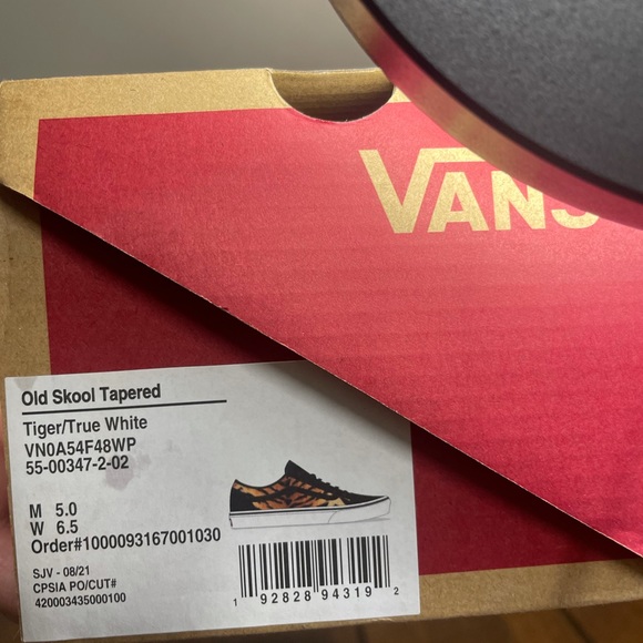 Vans - Picture 4 of 5